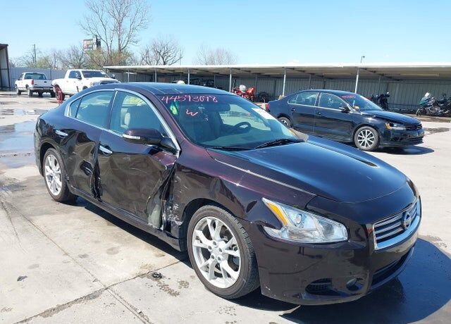 2012 NISSAN Maxima