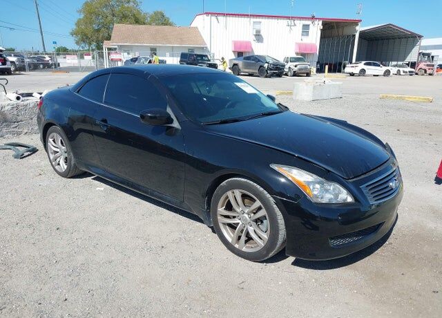 2009 INFINITI G37