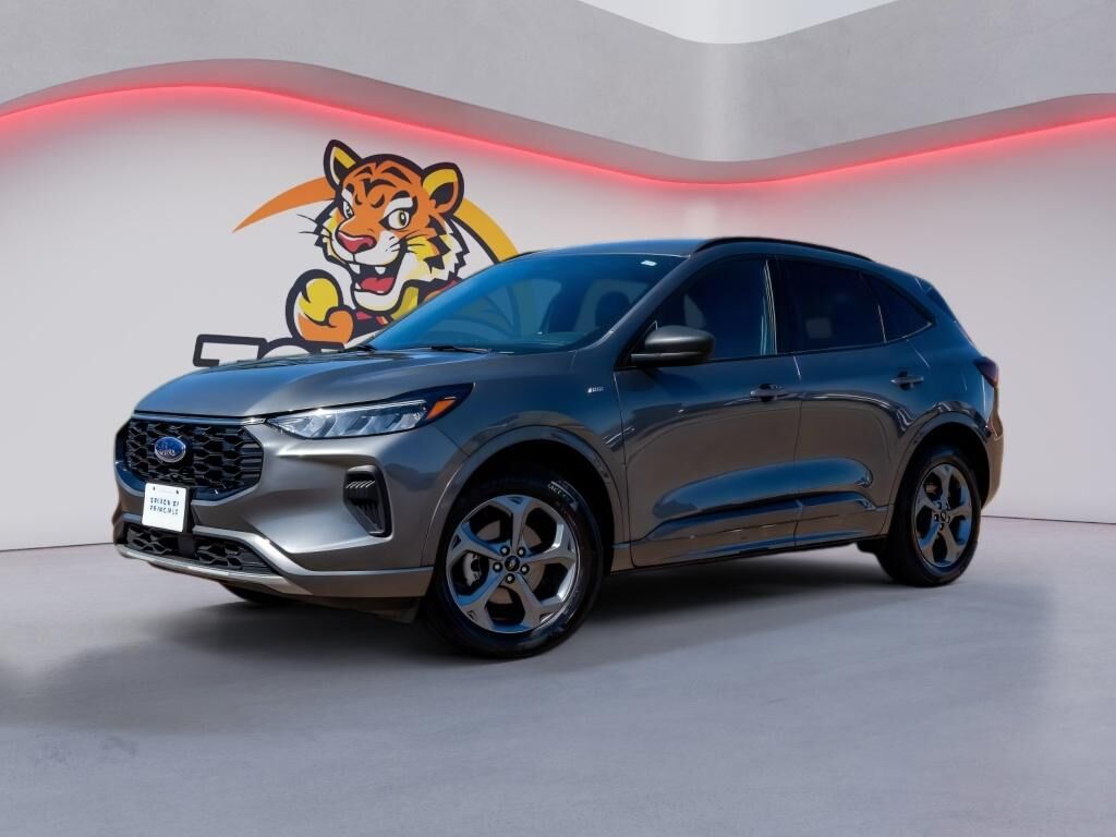 2024 FORD Escape