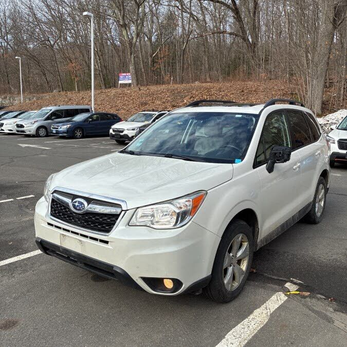 2015 SUBARU Forester