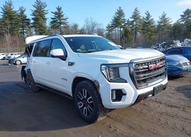 2023 GMC Yukon XL