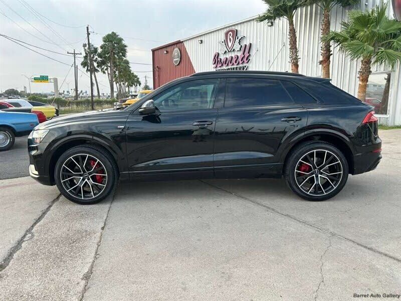 2023 Audi Q8