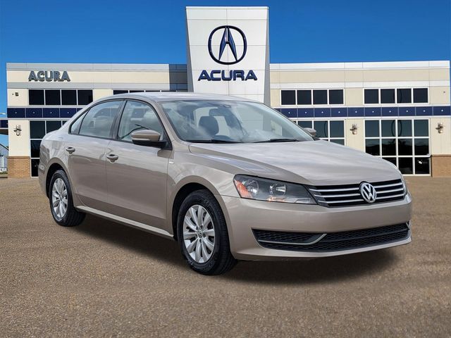 2015 VOLKSWAGEN Passat