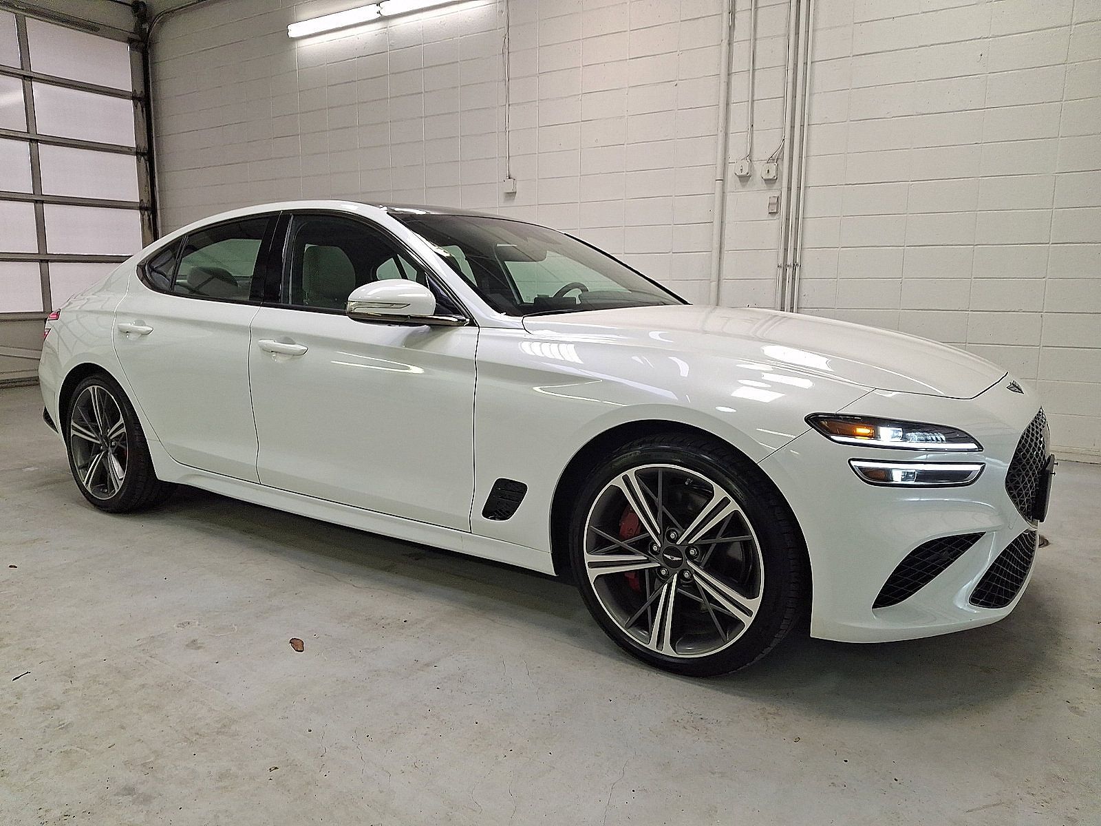 2025 GENESIS G70