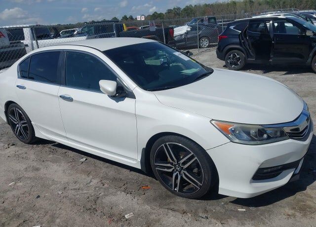 2017 HONDA Accord