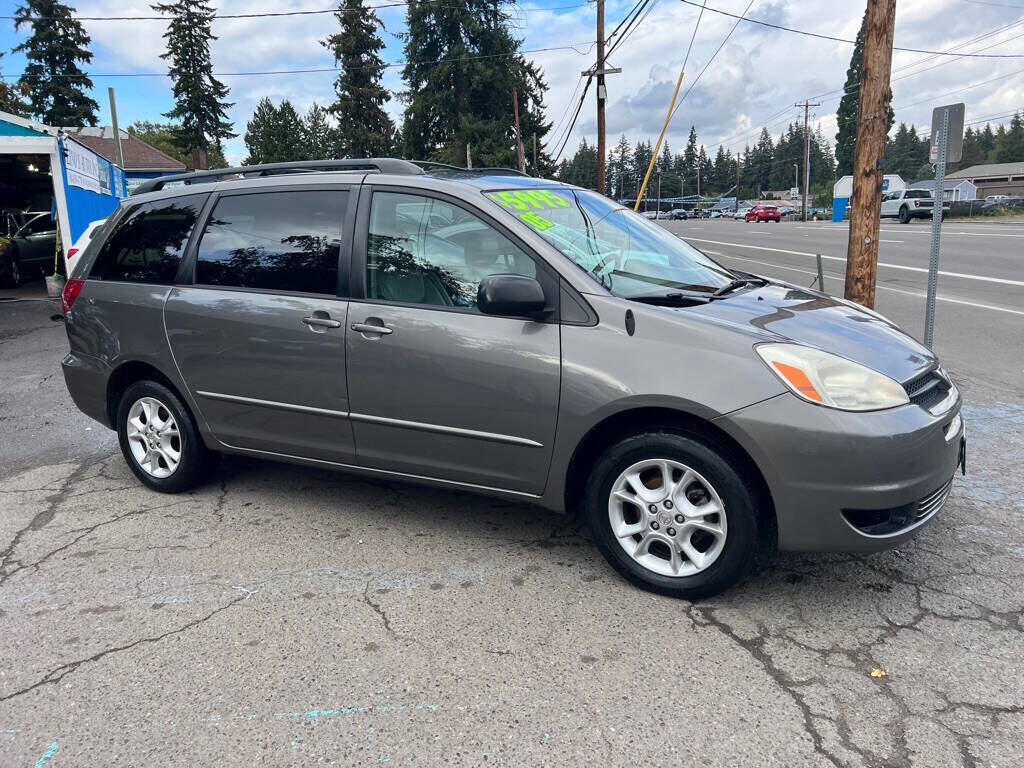 2005 TOYOTA Sienna