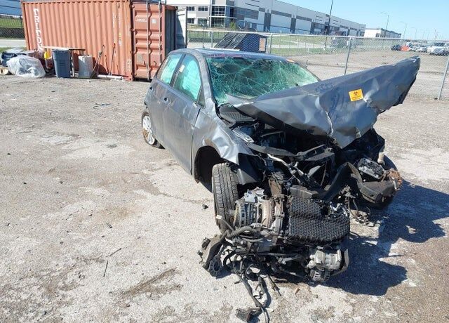 2016 VOLKSWAGEN Golf