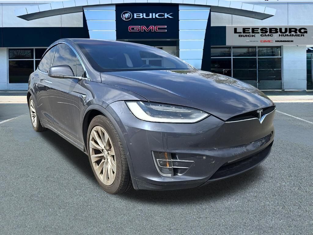 2018 TESLA Model X