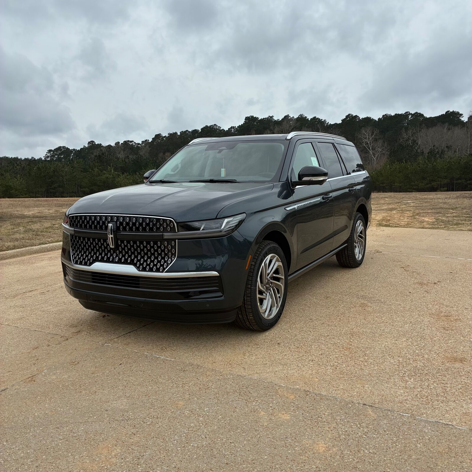 2025 LINCOLN Navigator