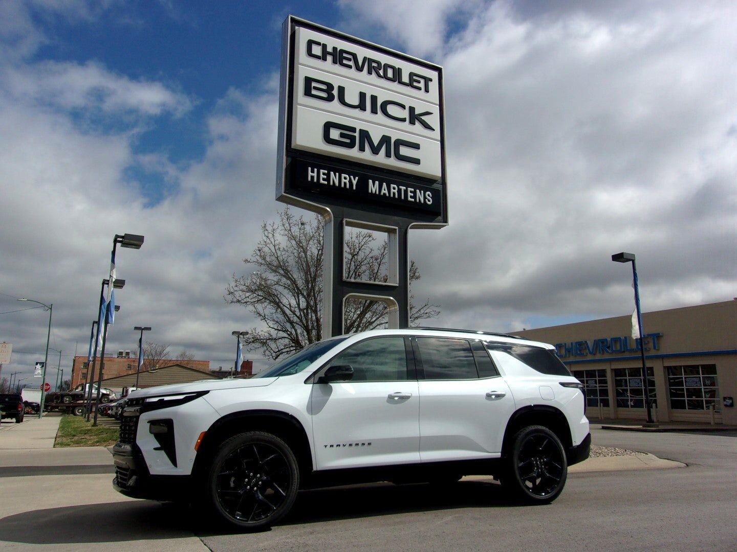 2026 CHEVROLET Traverse