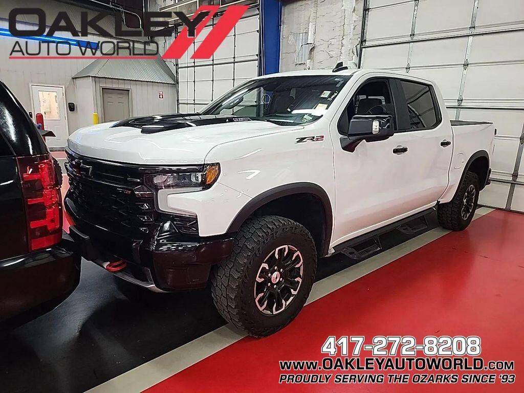 2023 CHEVROLET Silverado