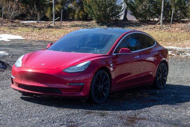 2020 TESLA Model 3