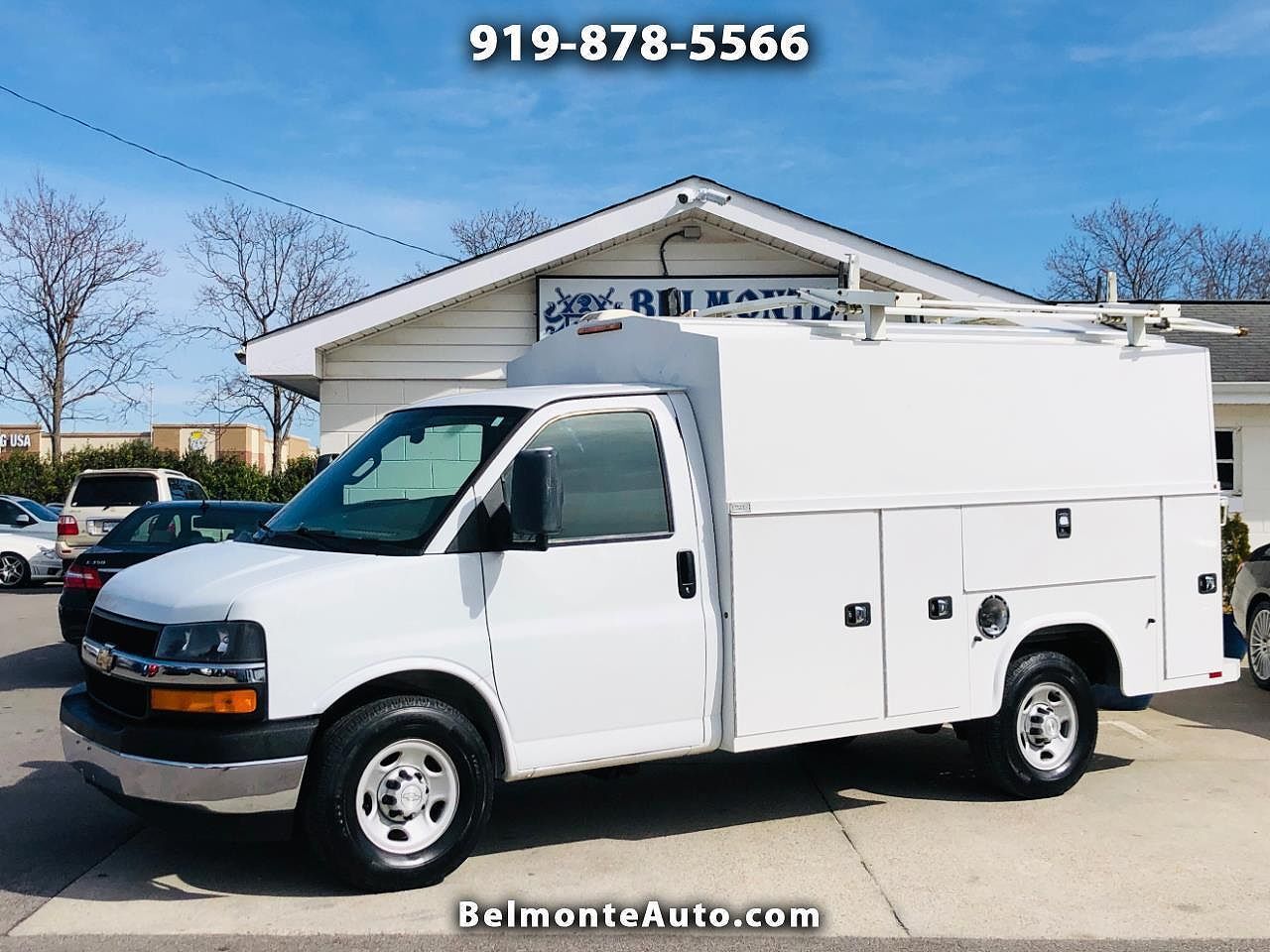 2017 CHEVROLET Express