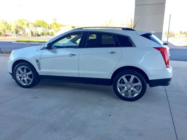 2010 CADILLAC SRX