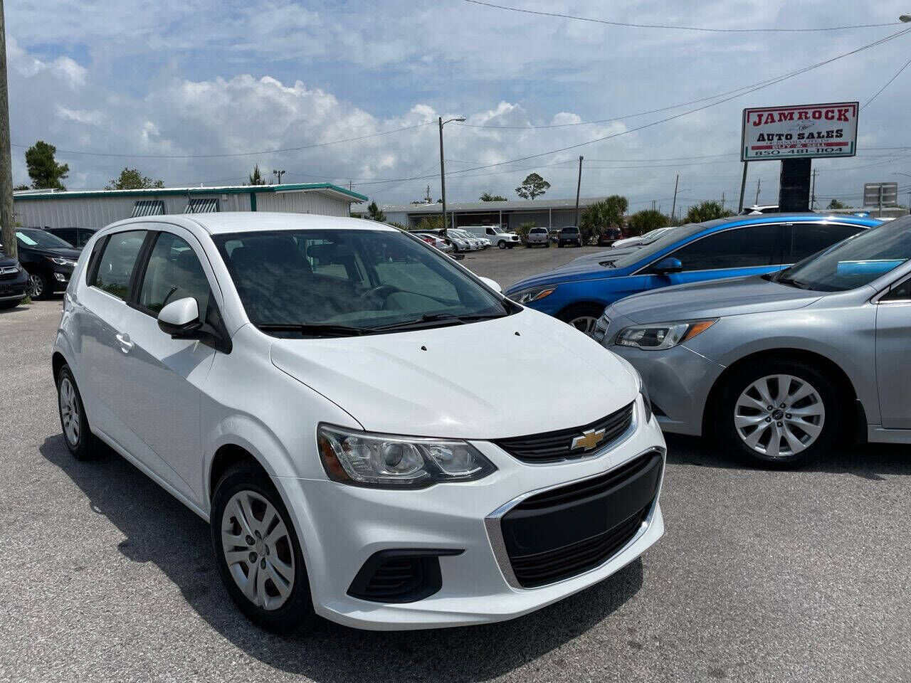 2017 CHEVROLET Sonic