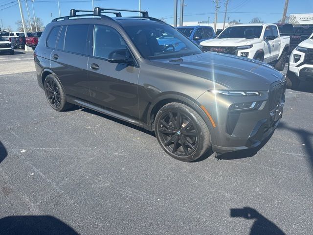 2025 BMW X7