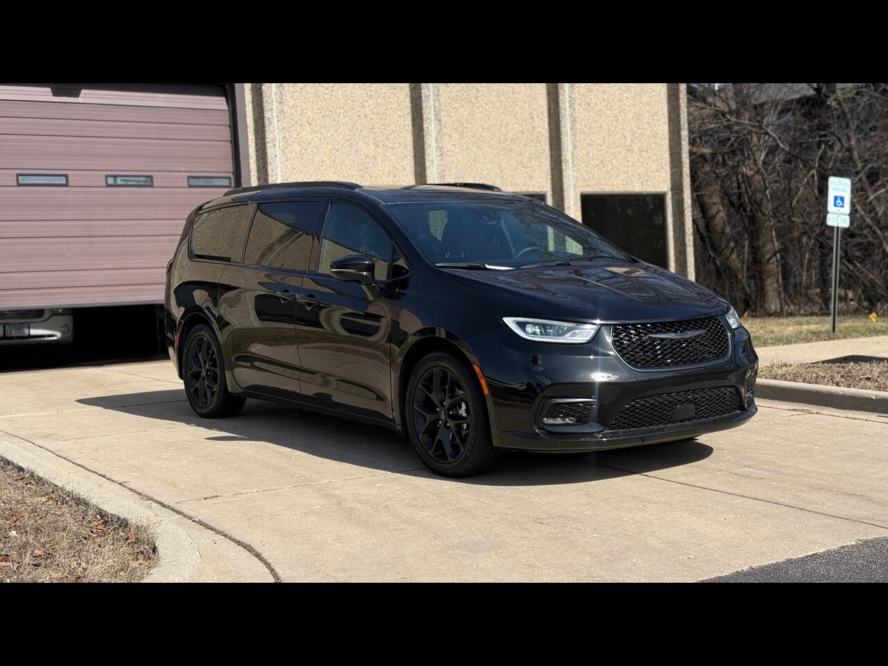 2025 CHRYSLER Pacifica