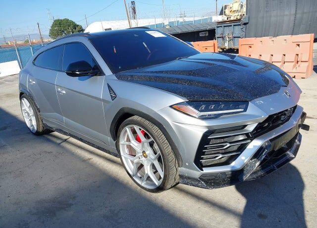 2019 LAMBORGHINI URUS