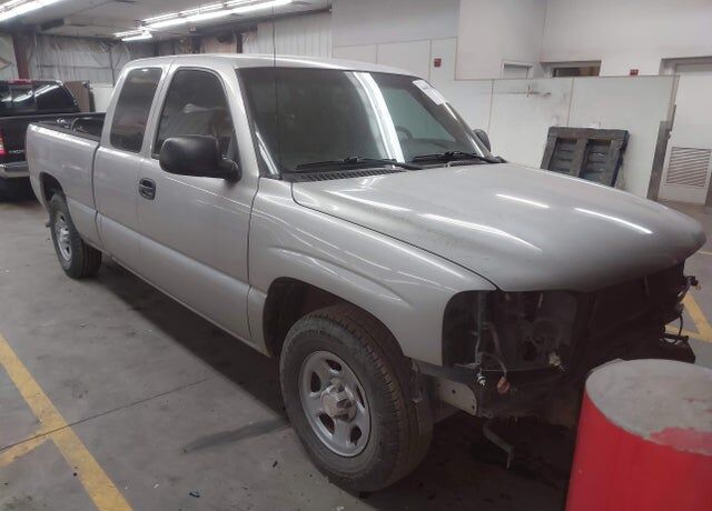2004 GMC Sierra