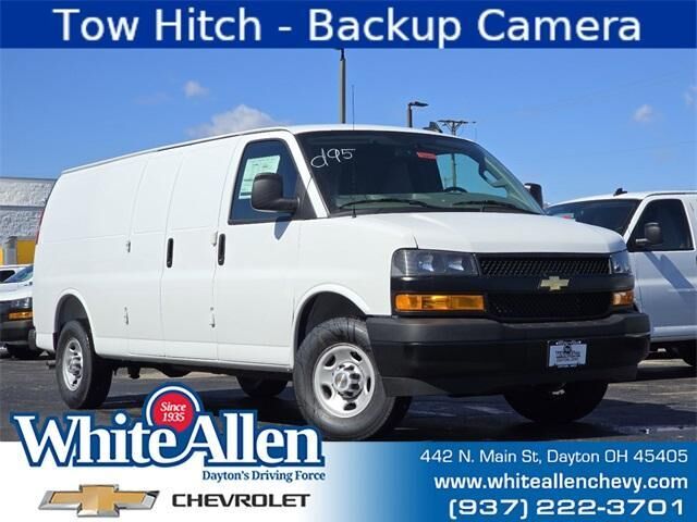2026 CHEVROLET Express