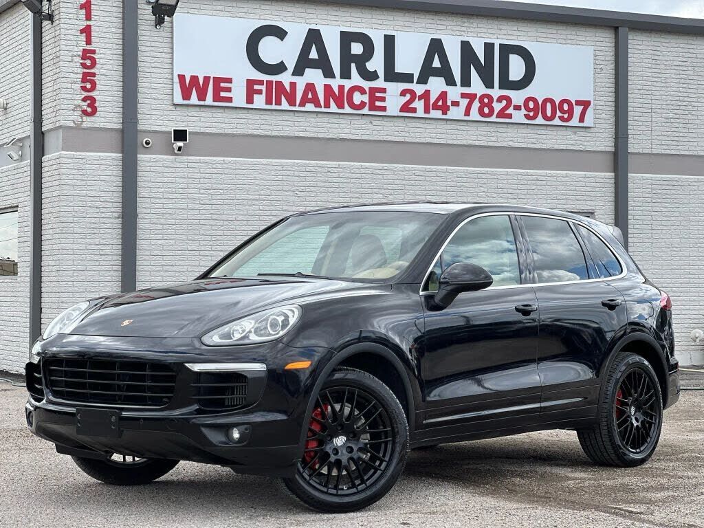 2015 PORSCHE Cayenne