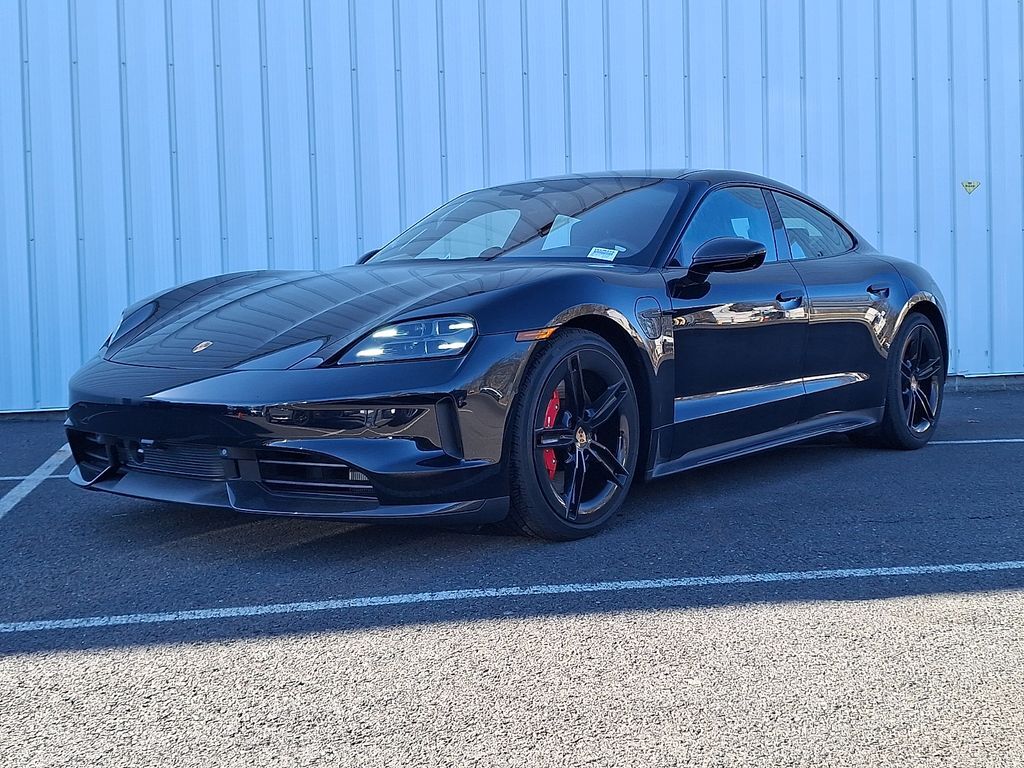 2026 PORSCHE Taycan