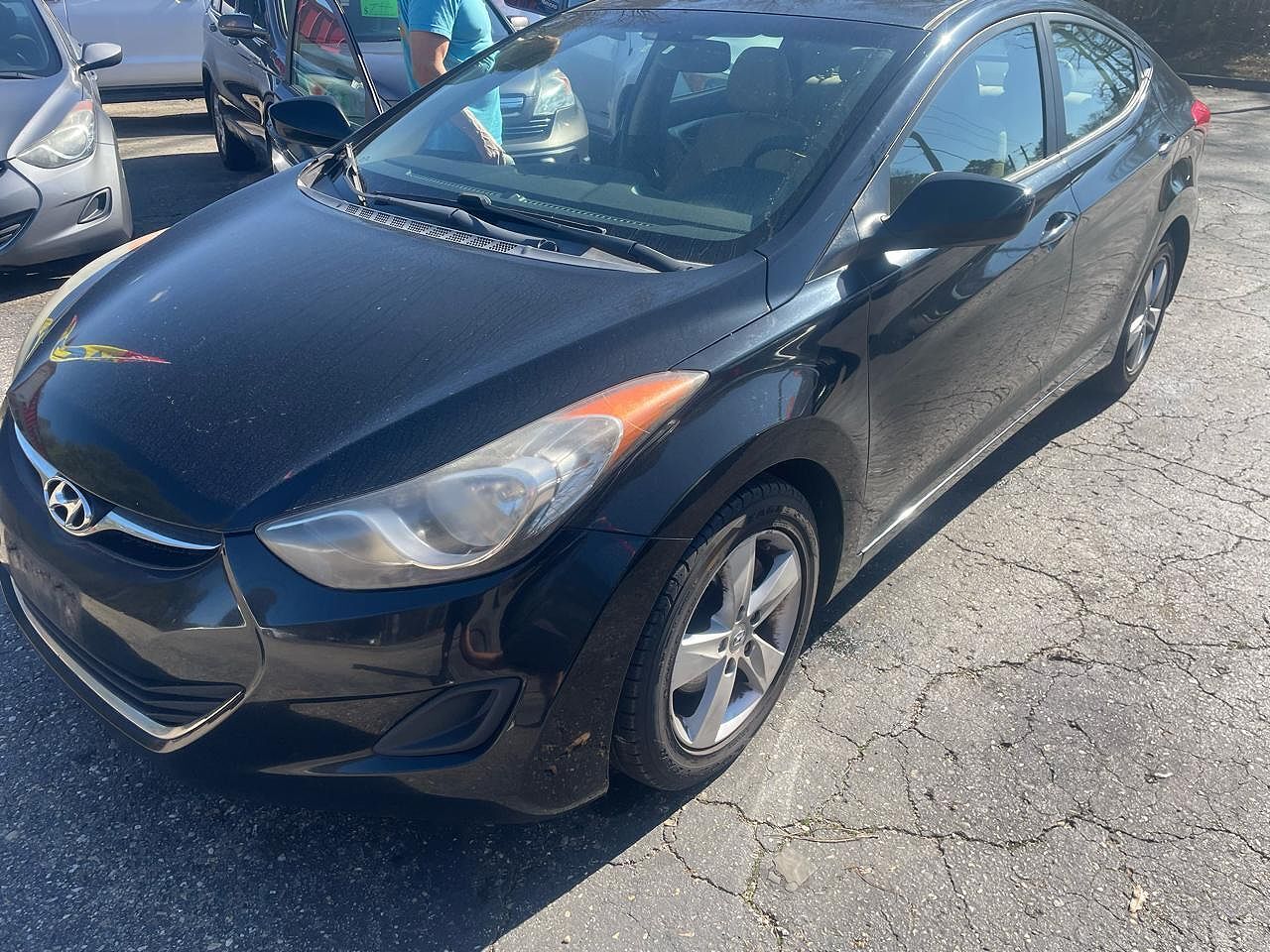 2011 HYUNDAI Elantra