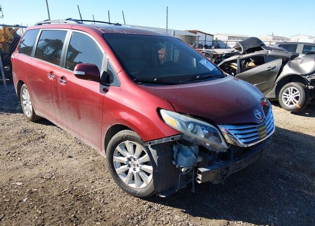 2016 TOYOTA Sienna