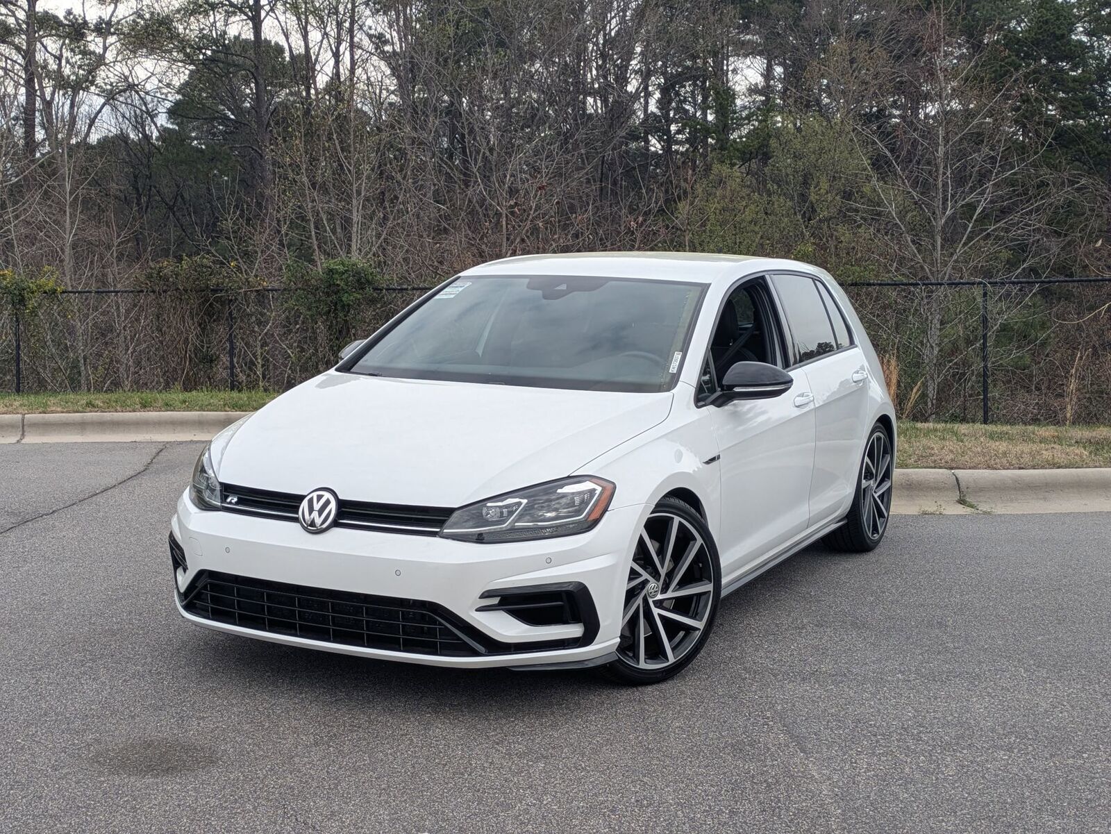 2019 VOLKSWAGEN Golf R