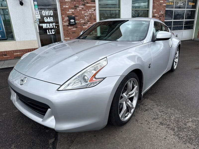 2009 NISSAN 370Z