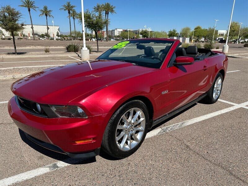 2011 FORD Mustang