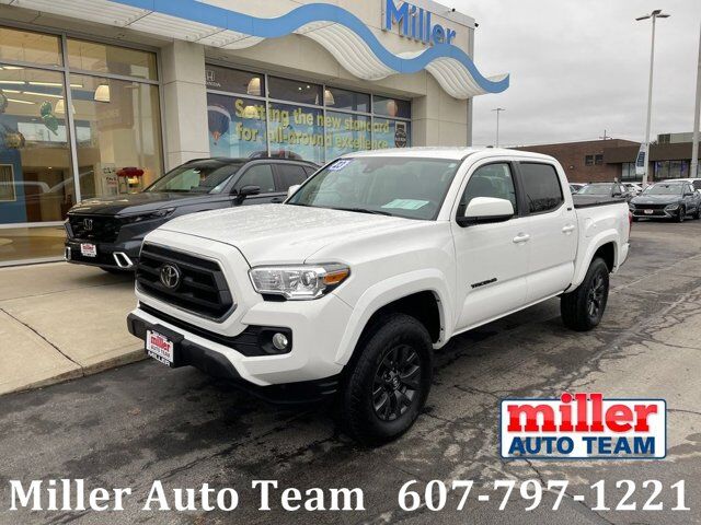 2023 TOYOTA Tacoma