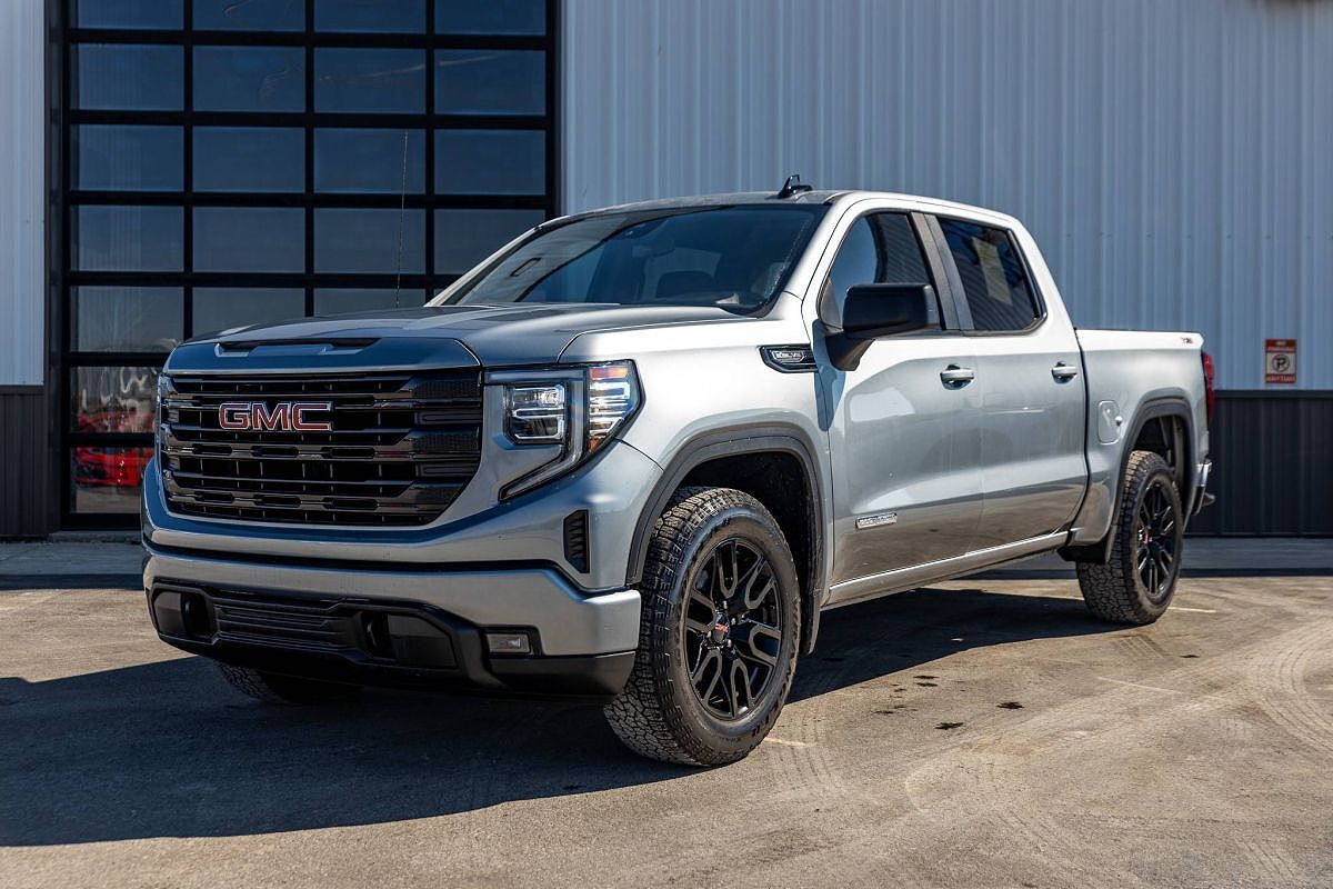 2024 GMC Sierra
