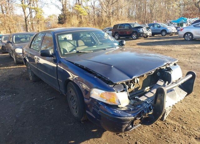 2003 FORD Crown Victoria