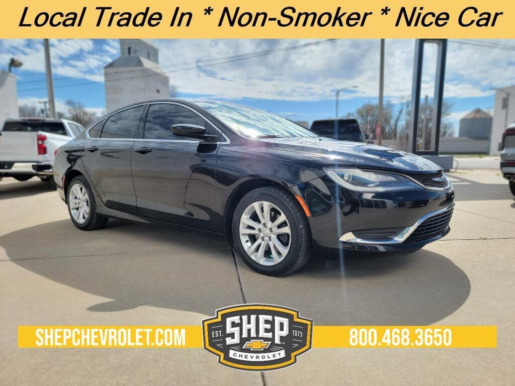 2016 CHRYSLER 200