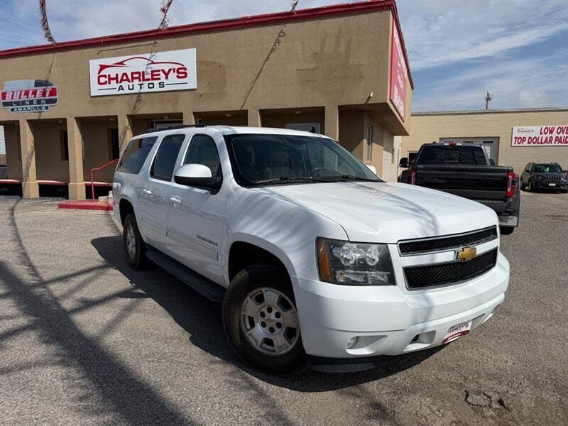 2014 CHEVROLET Suburban