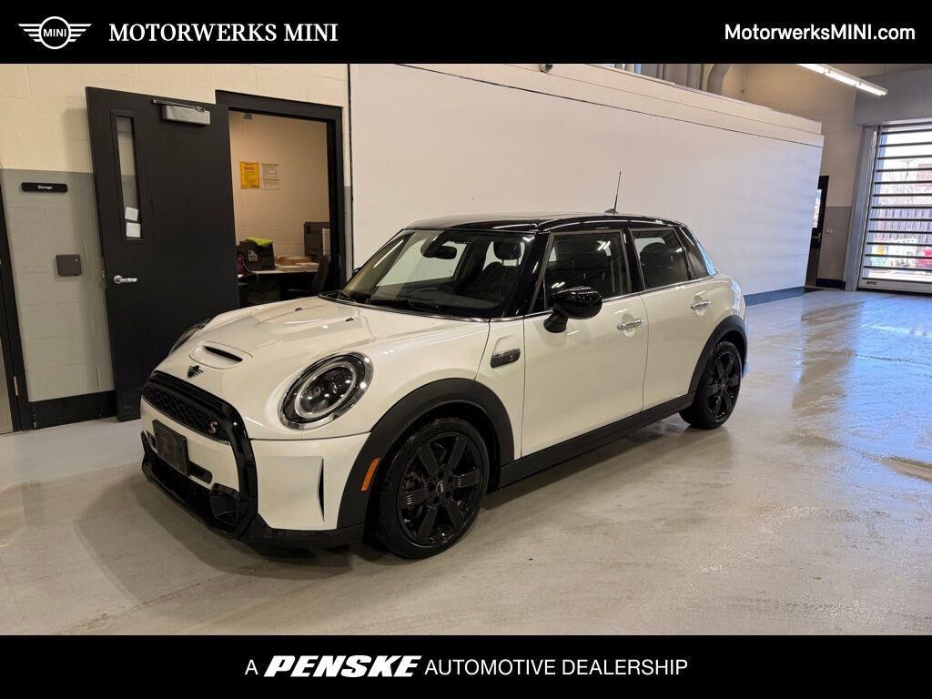 2023 MINI Hardtop