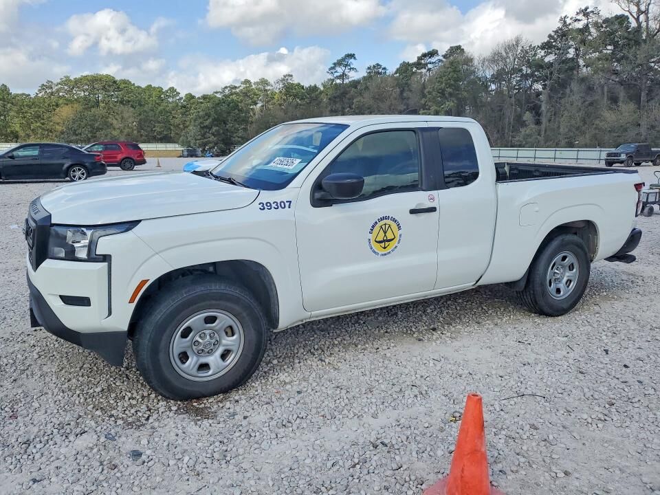 2024 NISSAN Frontier