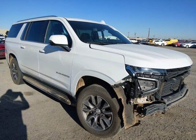 2022 CHEVROLET Suburban