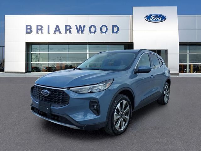 2025 FORD Escape