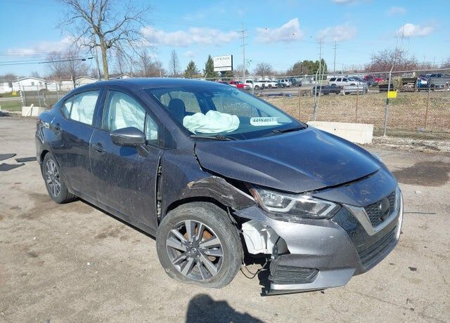 2020 NISSAN Versa