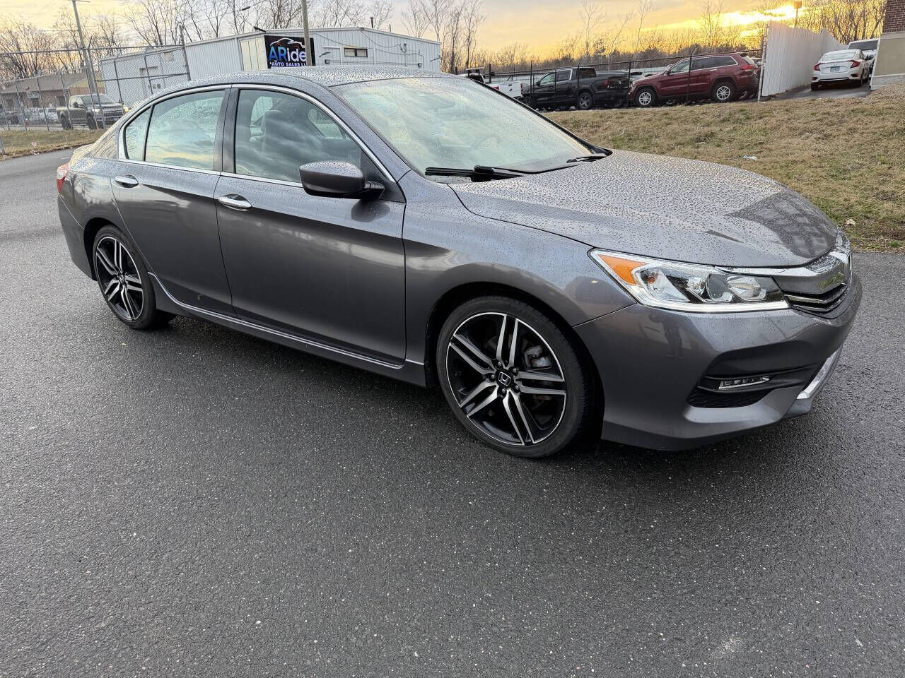 2017 HONDA Accord