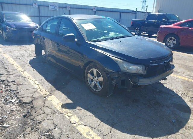 2013 CHEVROLET Cruze