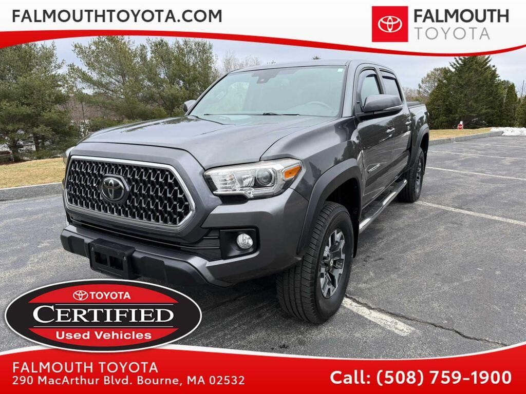 2018 TOYOTA Tacoma