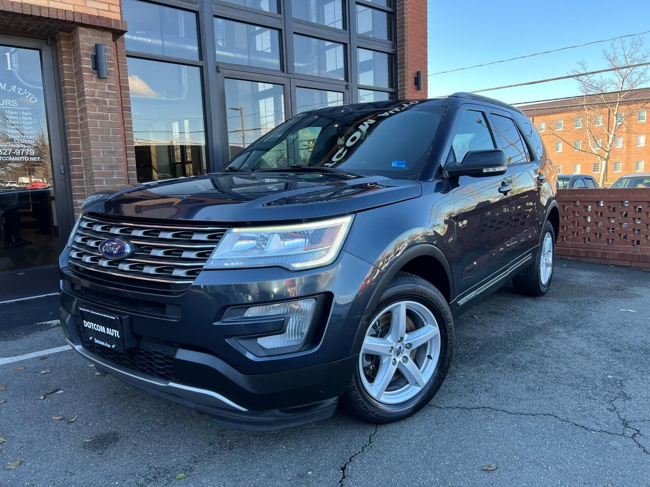 2017 FORD Explorer