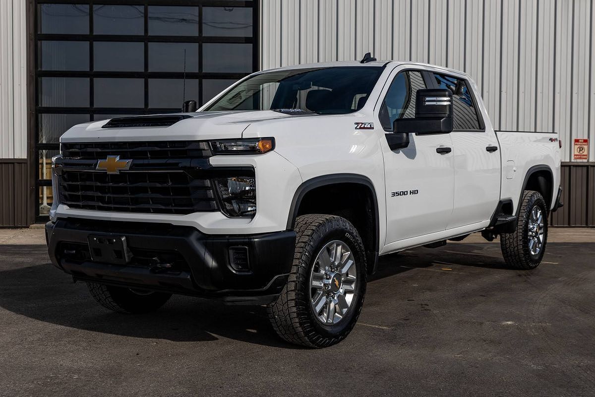 2025 CHEVROLET Silverado HD