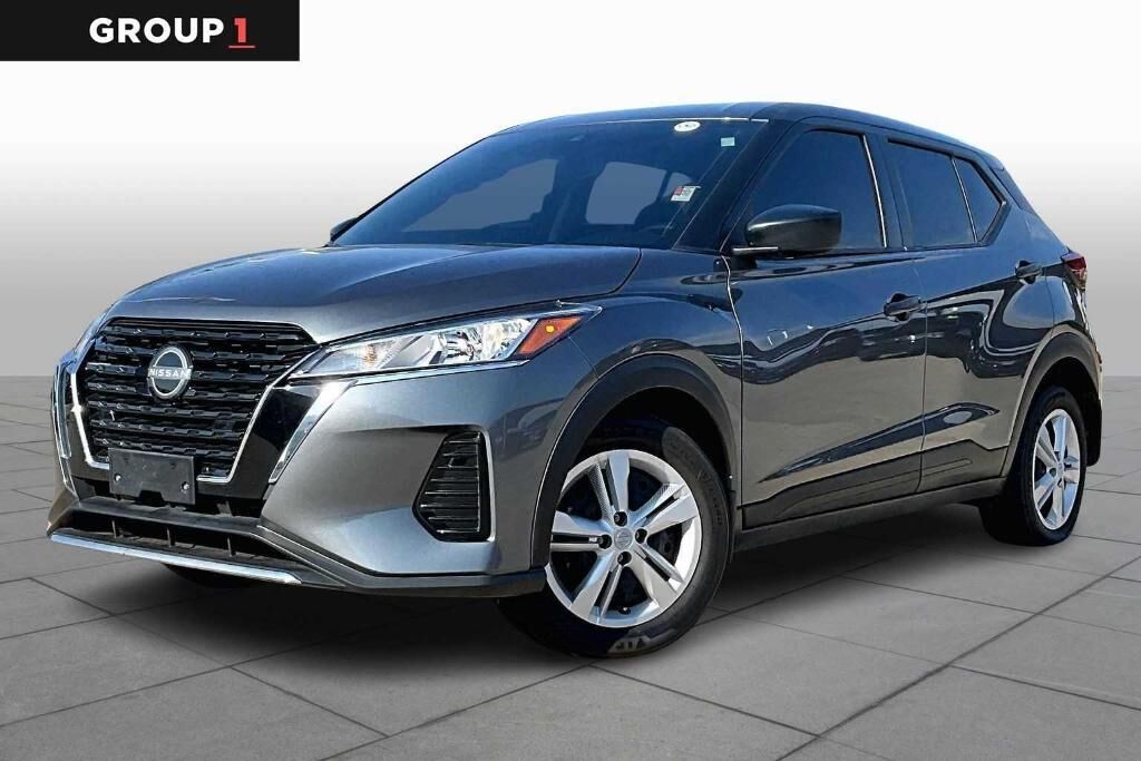 2024 NISSAN Kicks