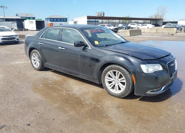 2017 CHRYSLER 300