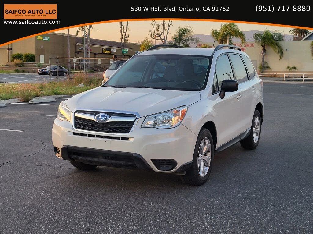 2015 SUBARU Forester