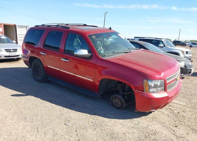 2014 CHEVROLET Tahoe